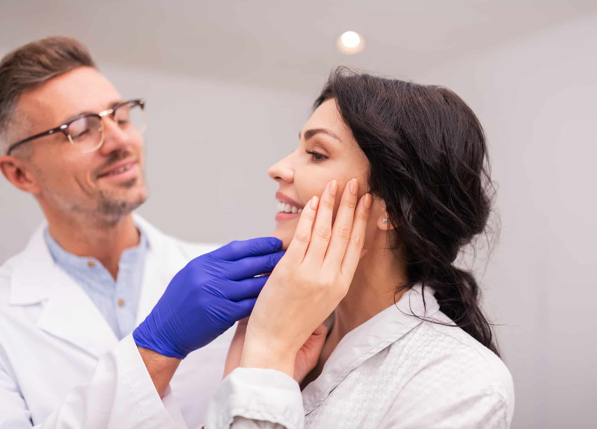 doctor cosmetic surgery