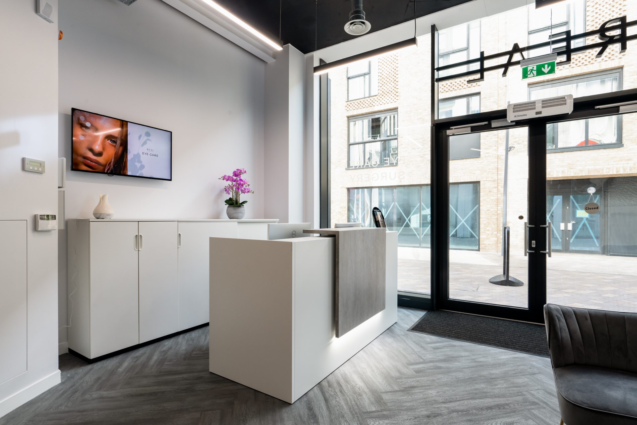 plastic surgery clinic